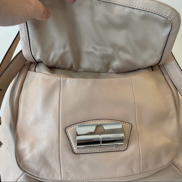 Coach Blush Pink Hobo Purse - Picture 8 of 11